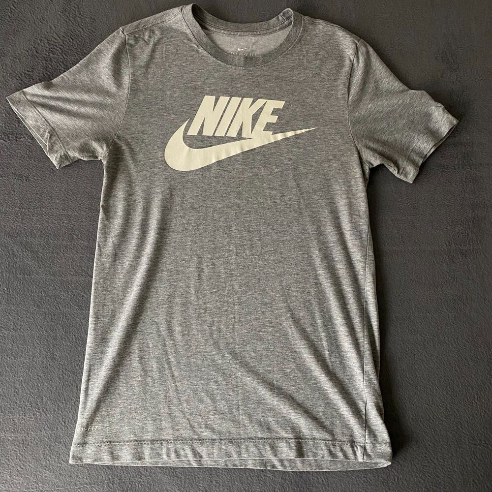 Men's Nike T Shirt Size S